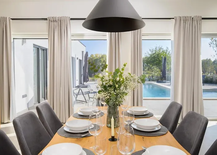 Savrani By Istrialux Rudani