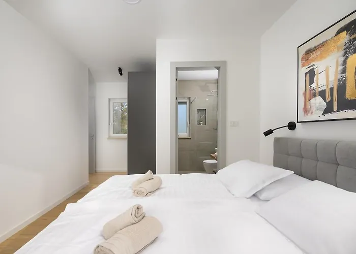 Savrani By Istrialux 빌라 Rudani